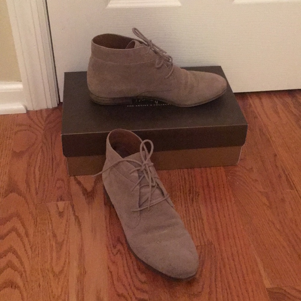 Franco Sarto Taupe Suede shoe booties